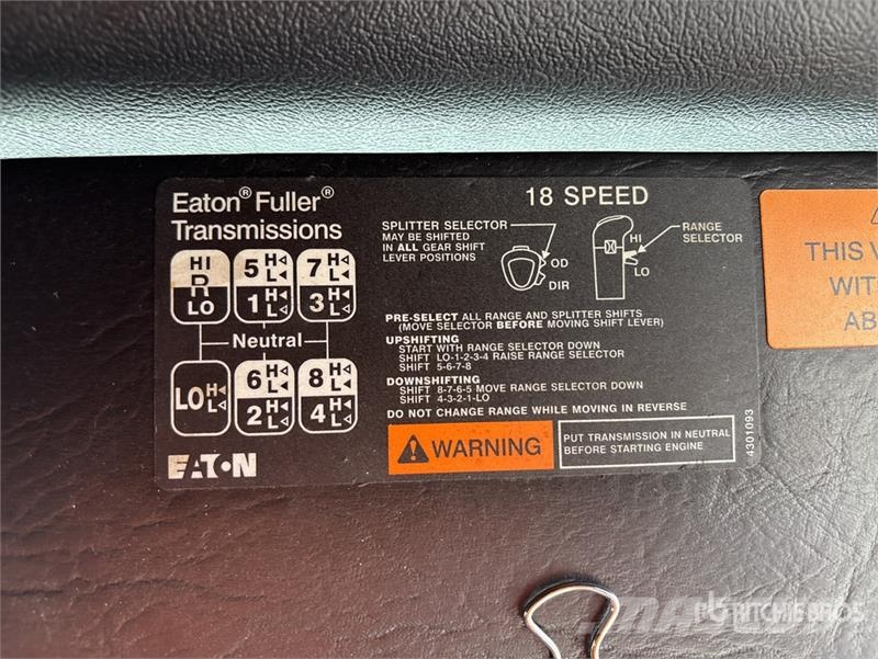 Kenworth K200 Autotractoare