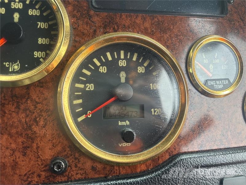 Kenworth K200 Autotractoare