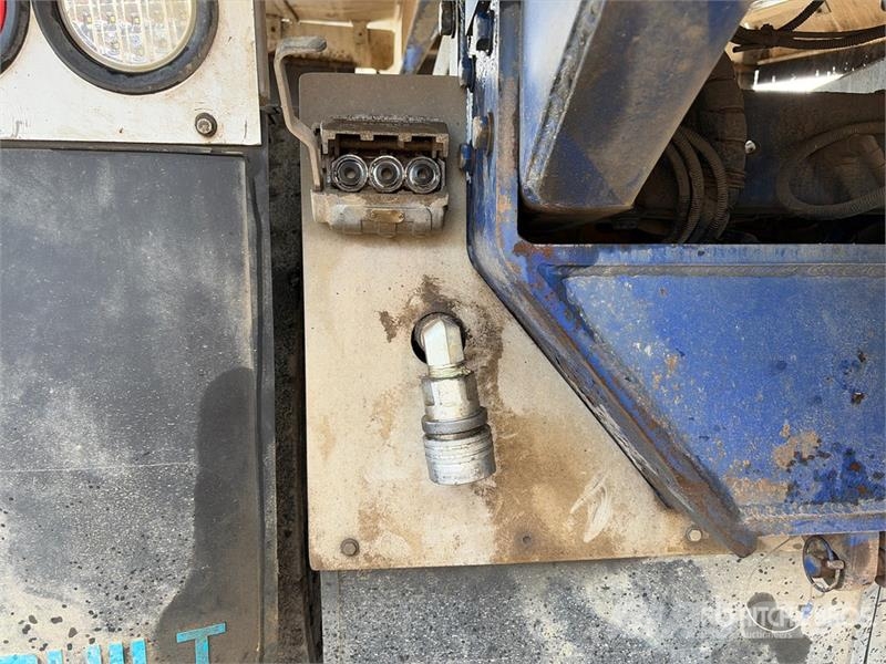 Kenworth K200 6x4 T/A Dump Truck Tipper trucks