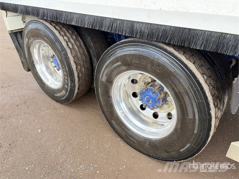 Kenworth K200 6x4 T/A Dump Truck Tipper trucks