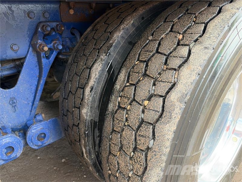 Kenworth K200 6x4 T/A Dump Truck Tipper trucks