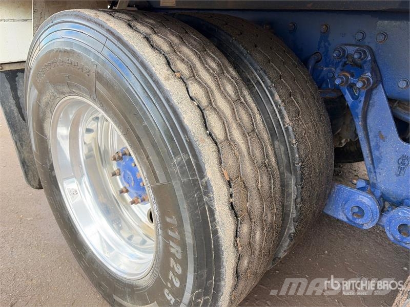 Kenworth K200 6x4 T/A Dump Truck Tipper trucks