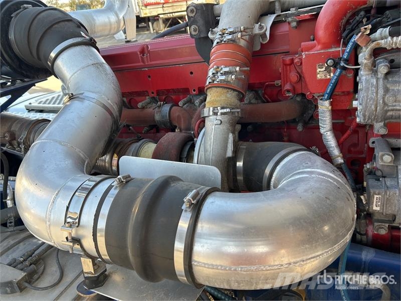 Kenworth K200 Aerodyne 6x4 T/A Sleeper Truck Tractor Dragbilar