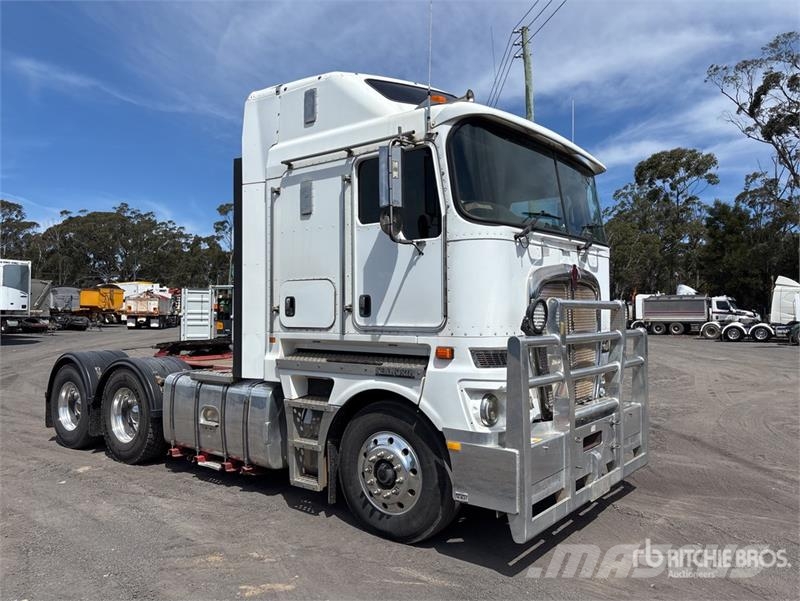 Kenworth K200 Aerodyne 6x4 T/A Sleeper Truck Tractor Sattelzugmaschinen