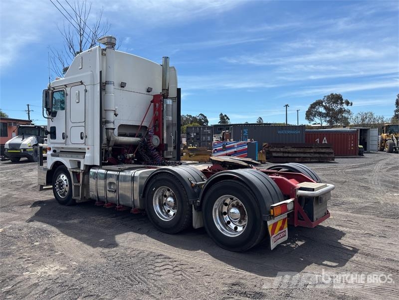 Kenworth K200 Aerodyne 6x4 T/A Sleeper Truck Tractor Sattelzugmaschinen