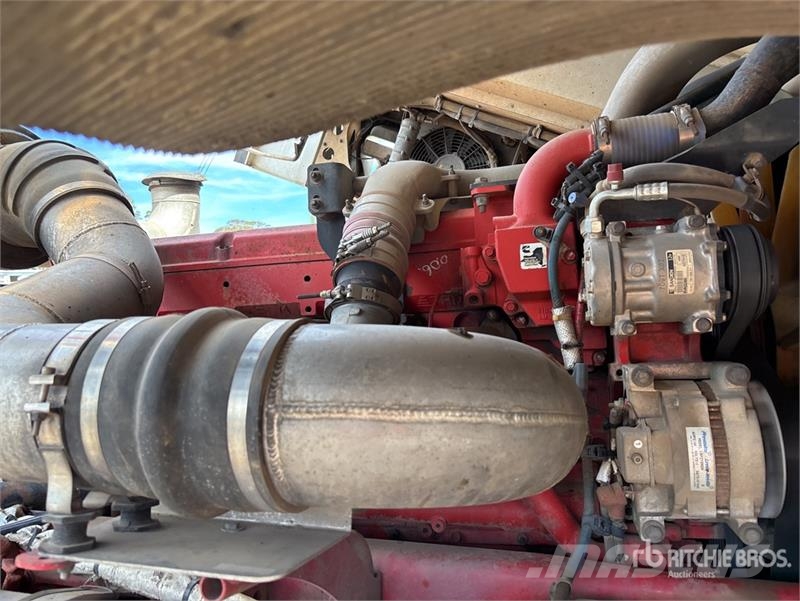 Kenworth K200 Aerodyne 6x4 T/A Sleeper Truck Tractor Sattelzugmaschinen