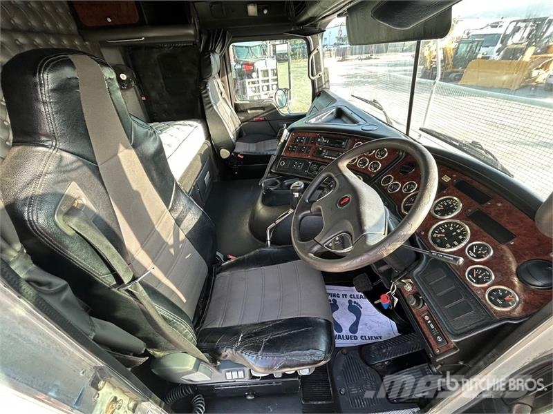 Kenworth K200 Aerodyne 6x4 T/A Sleeper Truck Tractor Dragbilar