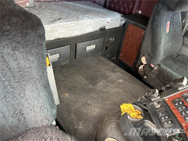Kenworth K200 Big Cab Aerodyne 6x4 T/A Sleeper Truck Tracto Cabezas tractoras