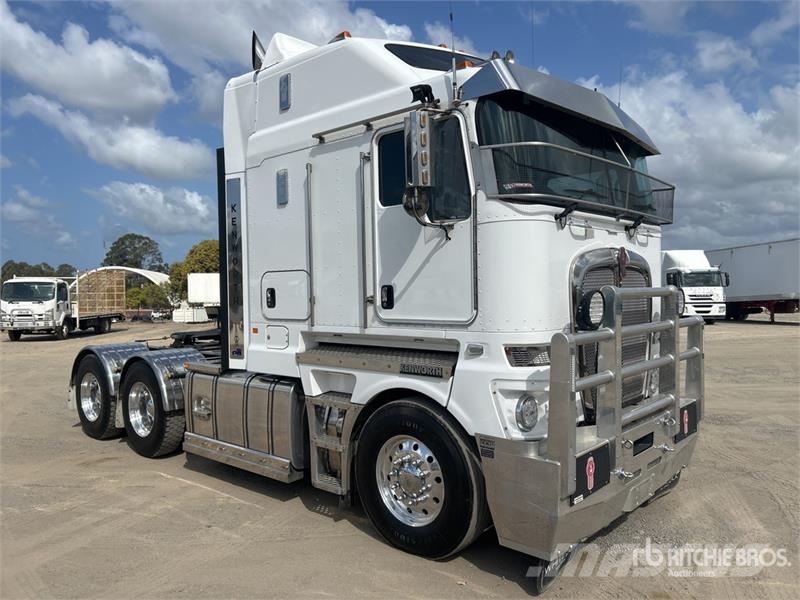 Kenworth K200 Big Cab Aerodyne 6x4 T/A Sleeper Truck Tracto Ťahače