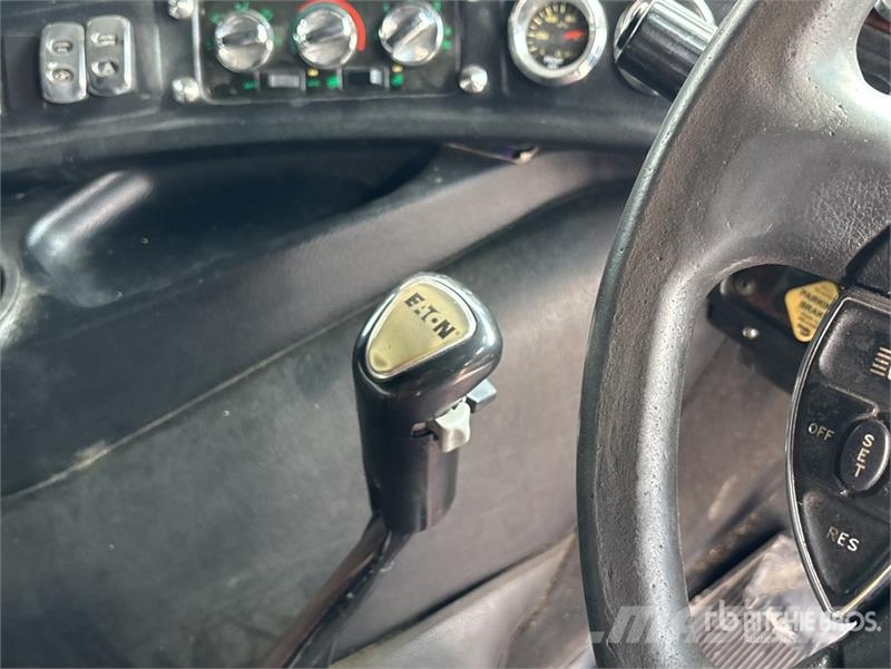 Kenworth K200 Big Cab Aerodyne 6x4 T/A Sleeper Truck Tracto Ciągniki siodłowe