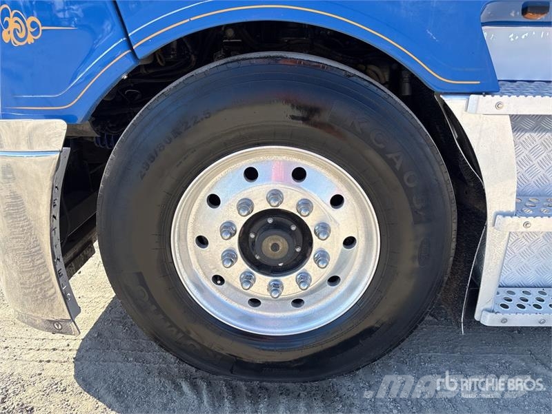 Kenworth K200 Big Cab Aerodyne 6x4 T/A Sleeper Truck Tracto Vlačilci