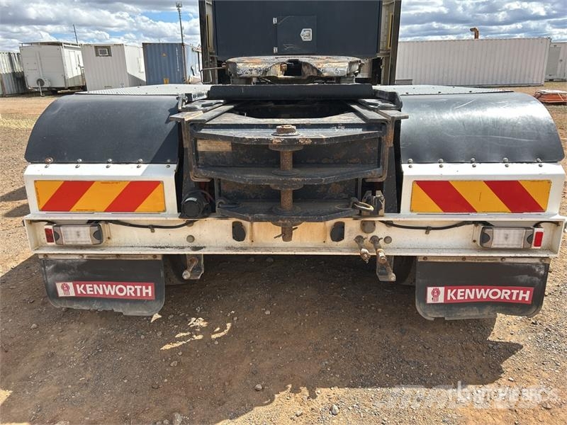 Kenworth K200 Big Cab Aerodyne 6x4 T/A Sleeper Truck Tracto Cabezas tractoras