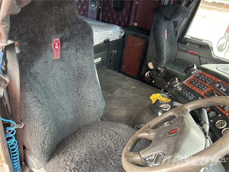 Kenworth K200 Big Cab Aerodyne 6x4 T/A Sleeper Truck Tracto Cabezas tractoras