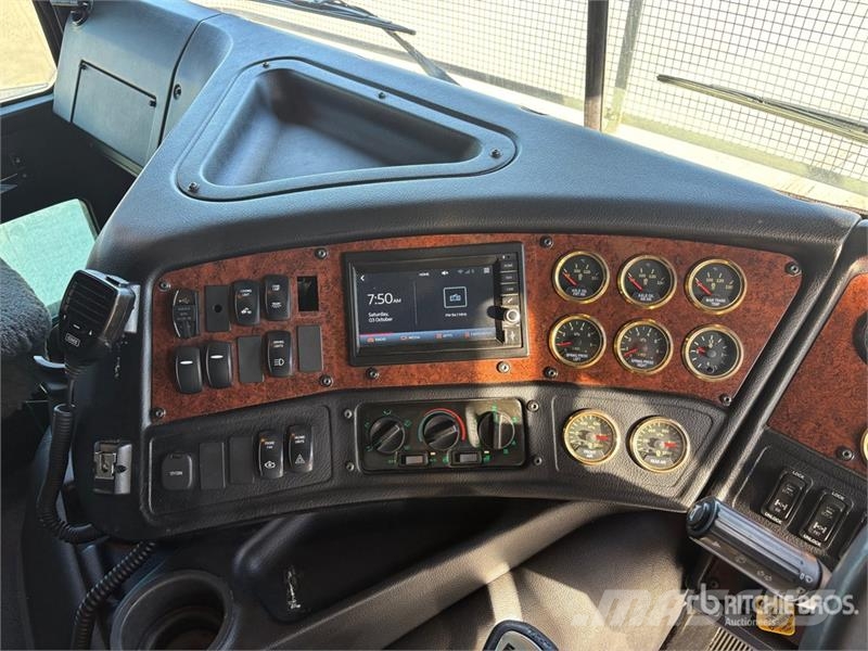 Kenworth K200 Big Cab Aerodyne 6x4 T/A Sleeper Truck Tracto 中古トラクターヘッド | トレーラーヘッド