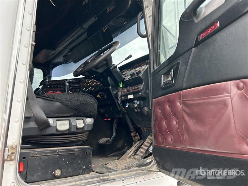 Kenworth K200 Big Cab Aerodyne 6x4 T/A Sleeper Truck Tracto Prime Movers