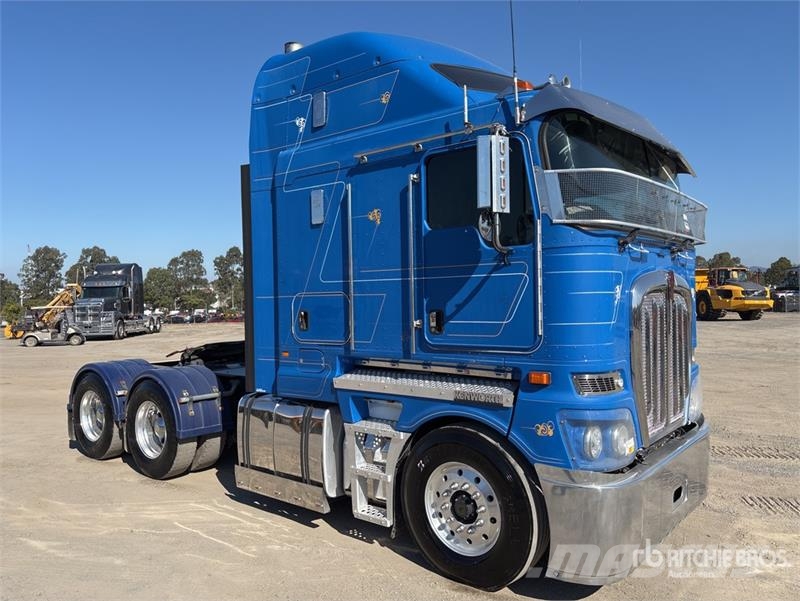 Kenworth K200 Big Cab Aerodyne 6x4 T/A Sleeper Truck Tracto Vlačilci