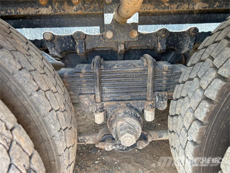 Kenworth K200 Big Cab Aerodyne 6x4 T/A Sleeper Truck Tracto Cabezas tractoras