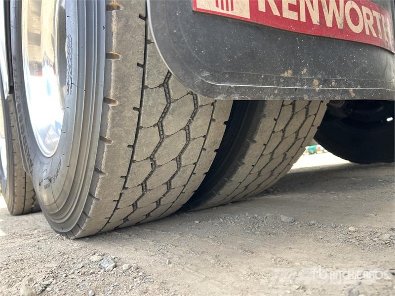Kenworth K200 Big Cab Aerodyne 6x4 T/A Sleeper Truck Tracto Ťahače