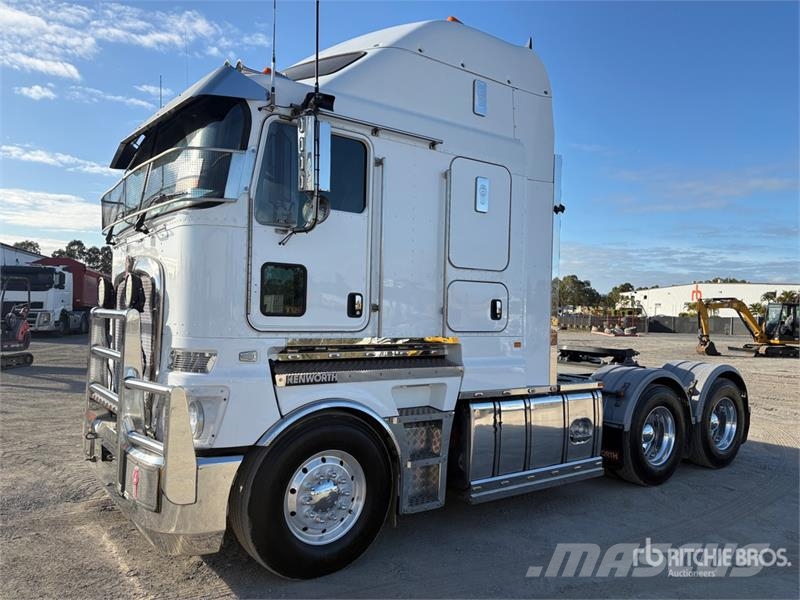 Kenworth K200 Big Cab Aerodyne 6x4 T/A Sleeper Truck Tracto 中古トラクターヘッド | トレーラーヘッド