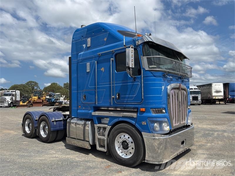 Kenworth K200 Big Cab Aerodyne 6x4 T/A Sleeper Truck Tracto Ciągniki siodłowe