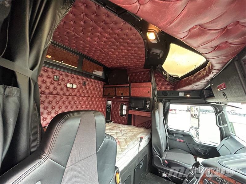 Kenworth K200 Big Cab Aerodyne 6x4 T/A Sleeper Truck Tracto Ťahače