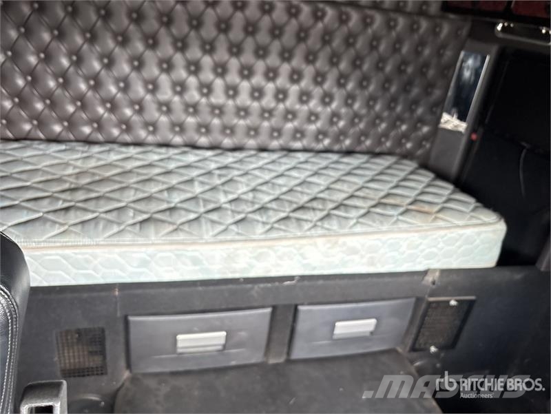Kenworth K200 Big Cab Aerodyne 6x4 T/A Sleeper Truck Tracto Ciągniki siodłowe
