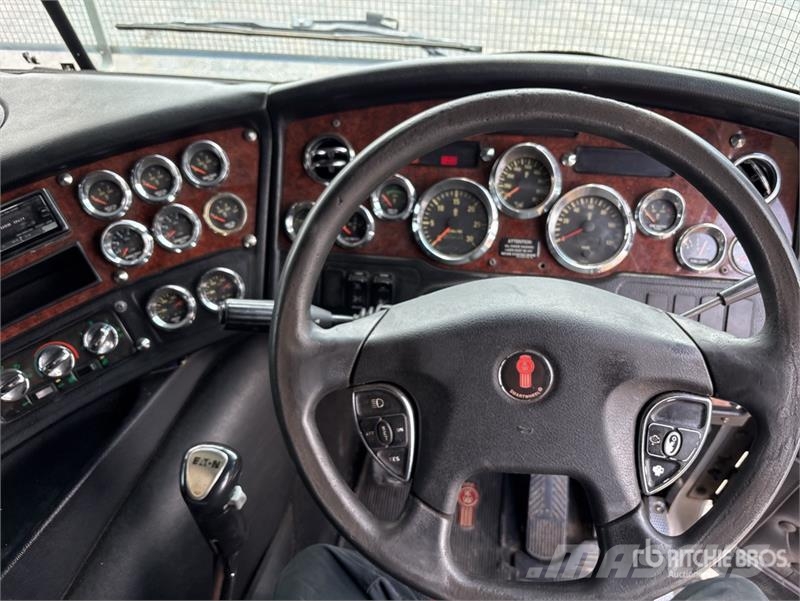 Kenworth K200 Big Cab Aerodyne 6x4 T/A Sleeper Truck Tracto Ciągniki siodłowe