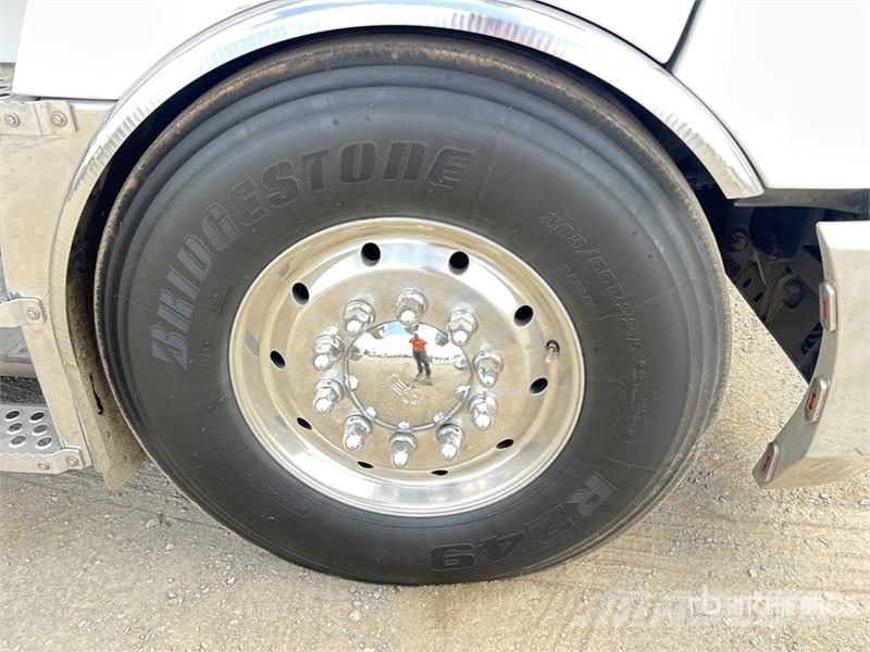Kenworth K200 Big Cab Aerodyne 6x4 T/A Sleeper Truck Tracto Ťahače