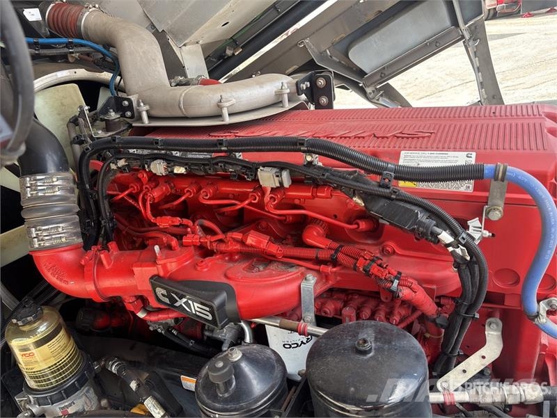 Kenworth K200 Big Cab Aerodyne 6x4 T/A Sleeper Truck Tracto 트랙터 유닛