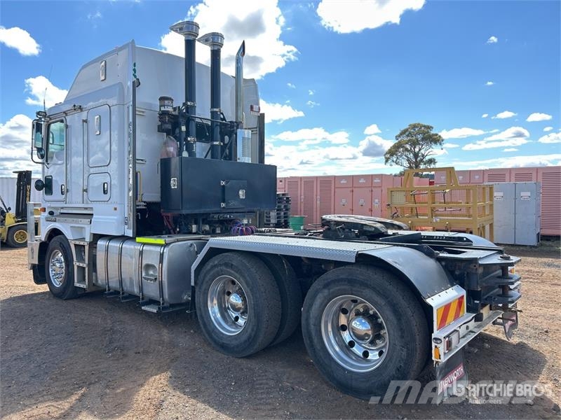 Kenworth K200 Big Cab Aerodyne 6x4 T/A Sleeper Truck Tracto Cabezas tractoras