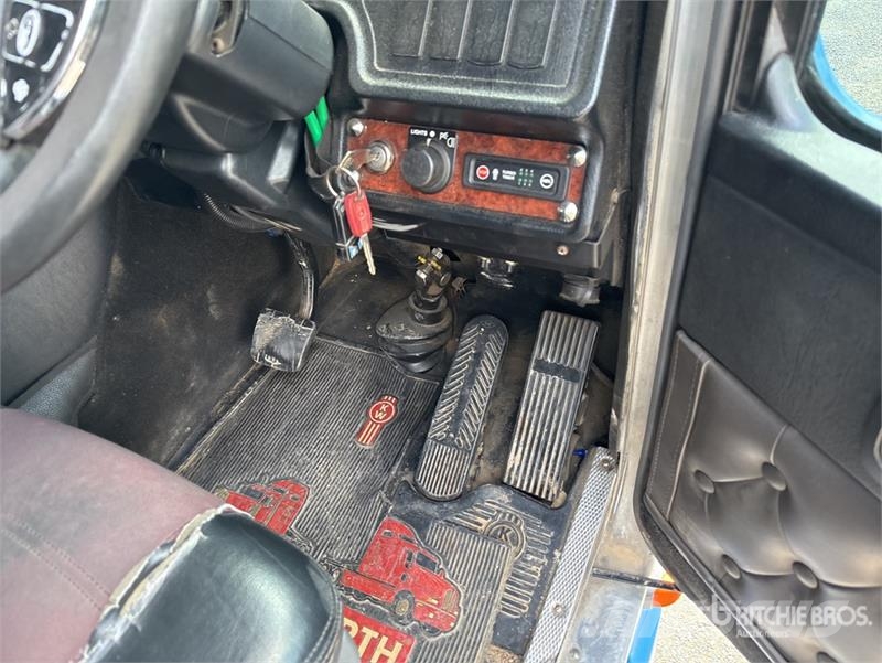 Kenworth K200 Big Cab Aerodyne 6x4 T/A Sleeper Truck Tracto Ciągniki siodłowe