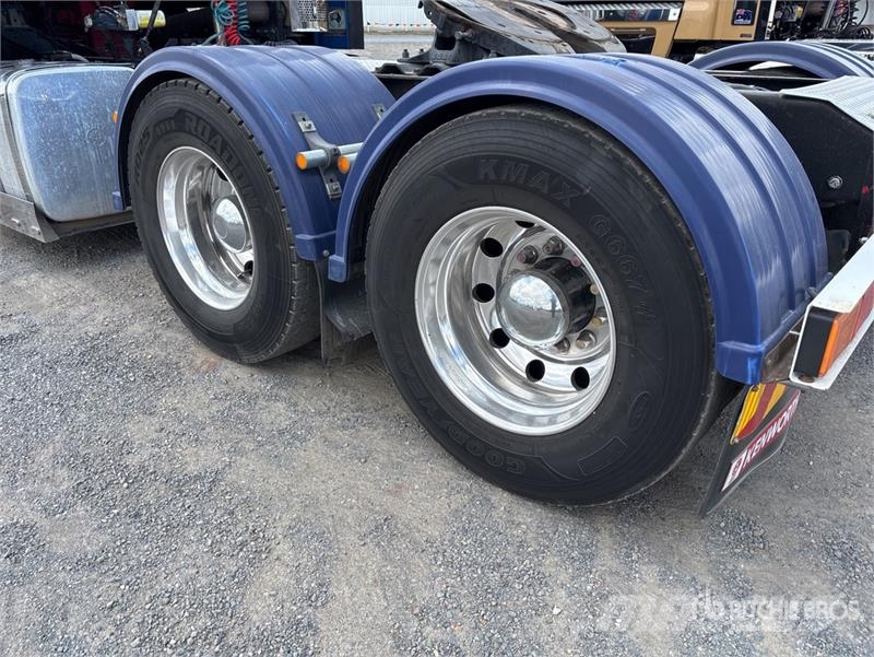 Kenworth K200 Big Cab Aerodyne 6x4 T/A Sleeper Truck Tracto Ciągniki siodłowe