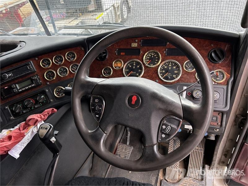 Kenworth K200 Big Cab Aerodyne 6x4 T/A Sleeper Truck Tracto Prime Movers