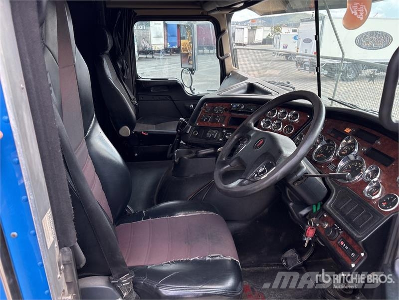 Kenworth K200 Big Cab Aerodyne 6x4 T/A Sleeper Truck Tracto Ciągniki siodłowe