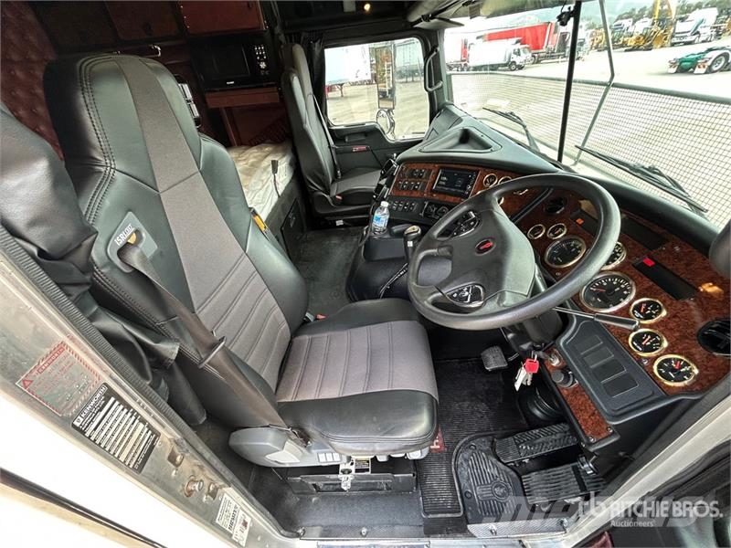 Kenworth K200 Big Cab Aerodyne 6x4 T/A Sleeper Truck Tracto Ťahače