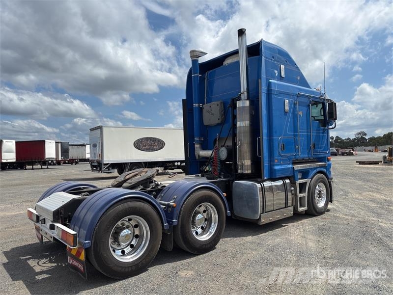 Kenworth K200 Big Cab Aerodyne 6x4 T/A Sleeper Truck Tracto Ciągniki siodłowe