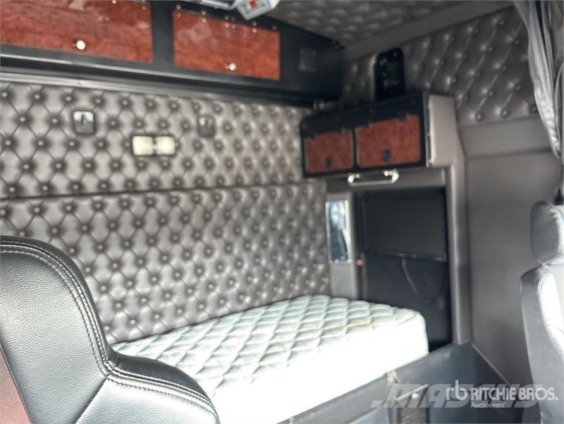Kenworth K200 Big Cab Aerodyne 6x4 T/A Sleeper Truck Tracto Ciągniki siodłowe