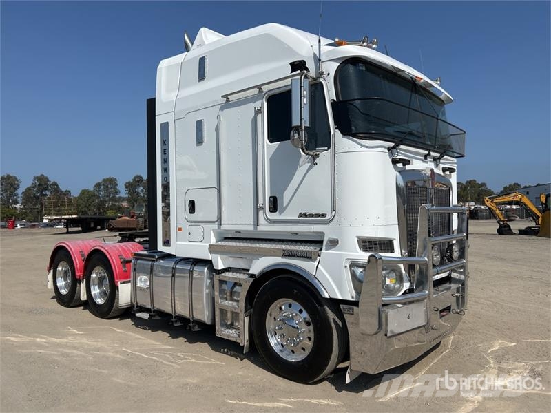 Kenworth K220 Big Cab Aerodyne 6x4 T/A Sleeper Truck Tracto Vetopöytäautot