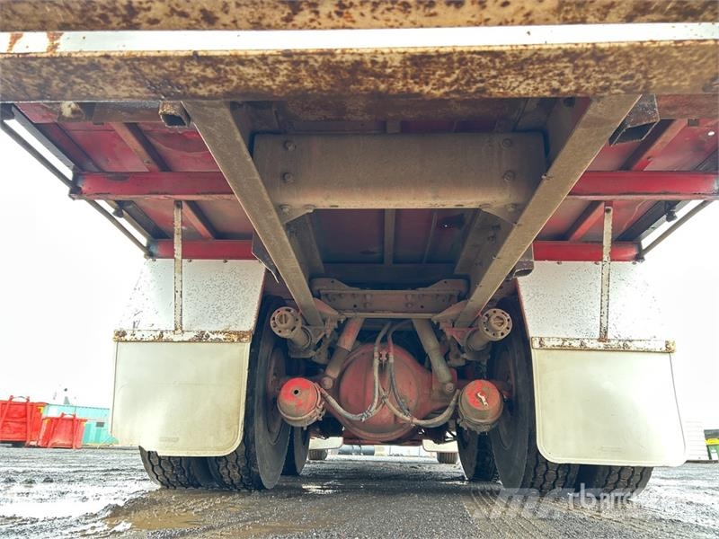 Kenworth L700 6x4 w/Palfinger PK12000 A 4.48 t Knuckle Boom Vlakke laadvloer met kraan