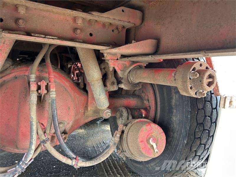 Kenworth L700 6x4 w/Palfinger PK12000 A 4.48 t Knuckle Boom Vlakke laadvloer met kraan
