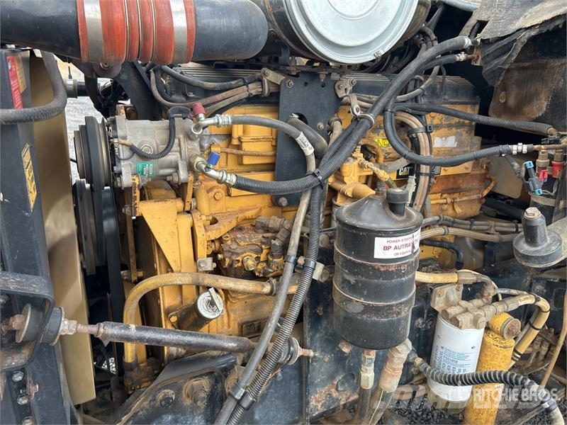 Kenworth T401 6x4 T/A Day Cab Truck Tractor Cabezas tractoras