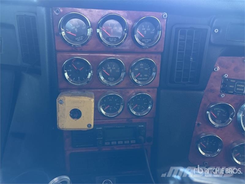 Kenworth T404SAR Camiones tractor