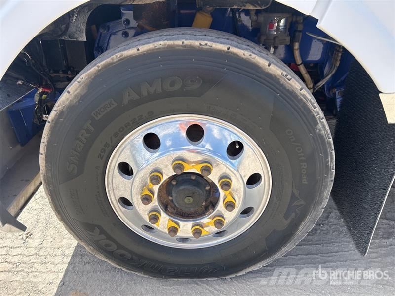 Kenworth T408SAR 6x4 T/A Dump Truck Autobasculanta