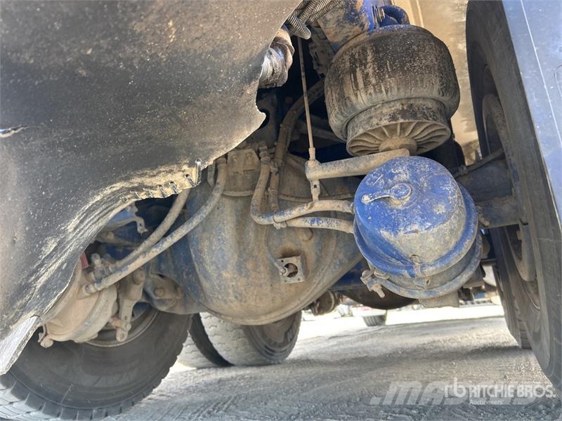 Kenworth T408SAR 6x4 T/A Dump Truck Autobasculanta