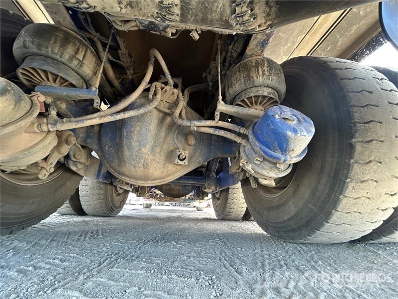Kenworth T408SAR 6x4 T/A Dump Truck Autobasculanta