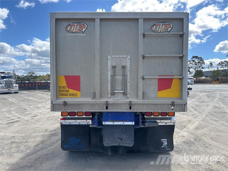 Kenworth T408SAR 6x4 T/A Dump Truck Autobasculanta