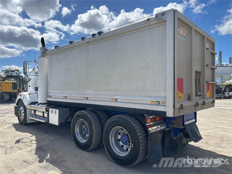 Kenworth T408SAR 6x4 T/A Dump Truck Autobasculanta