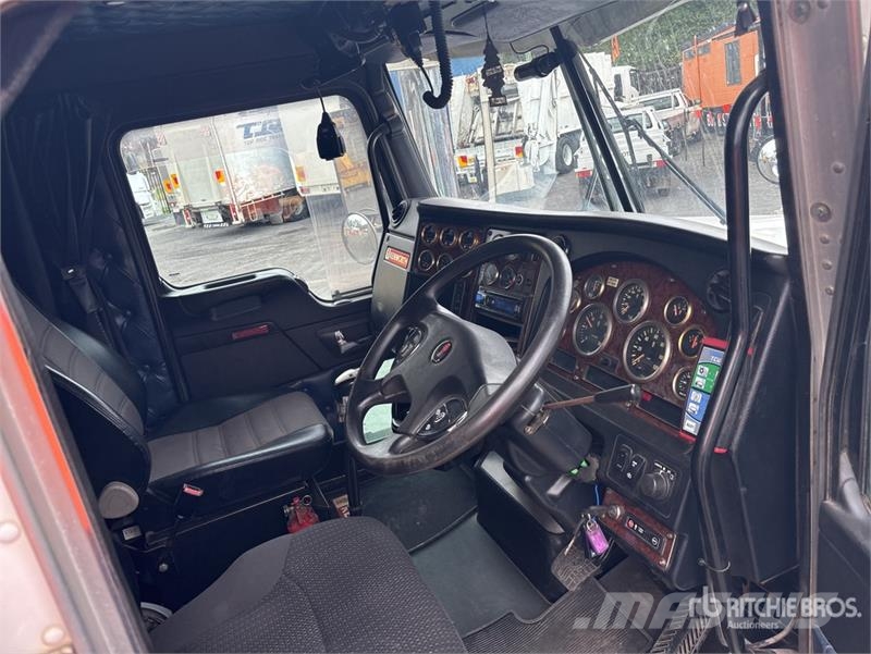 Kenworth T409SAR Autobasculanta