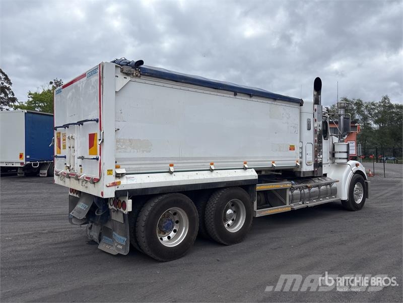 Kenworth T409SAR Autobasculanta