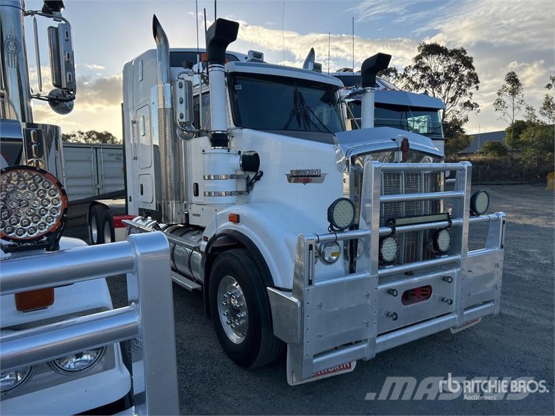 Kenworth T409SAR 6x4 T/A Sleeper Truck Tractor Τράκτορες